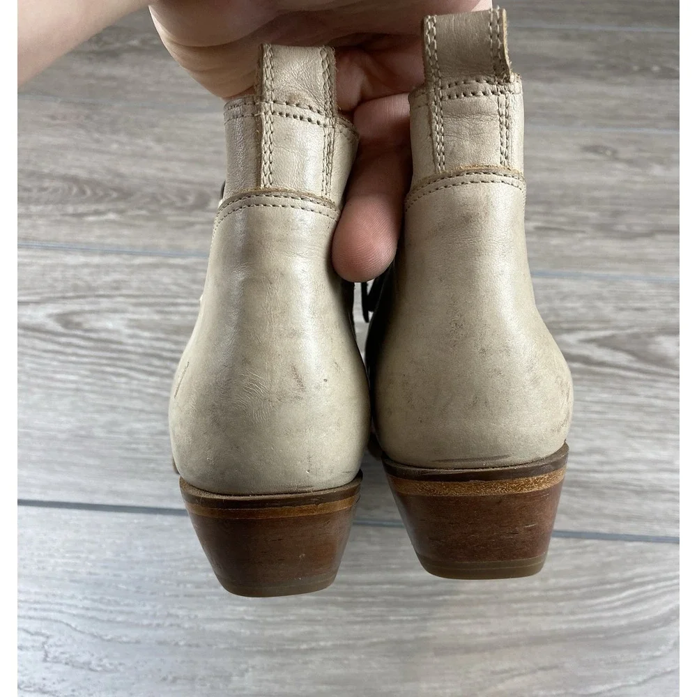 Frye Women's Sacha Moto Schootie‎ Zip Up Ankle Boots Light Beige Size 9 B